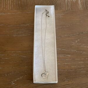 Kay Jewelers silver heart necklace